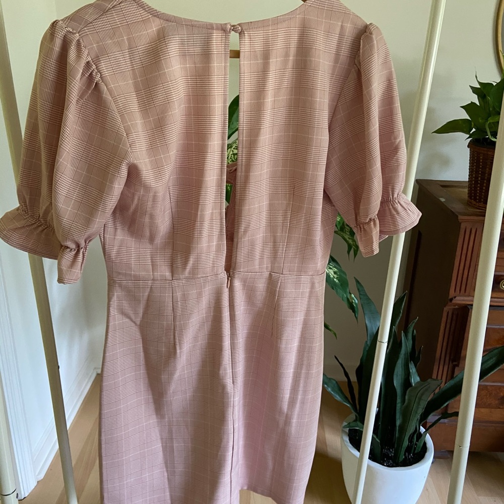 Dress - Picture 4 of 5